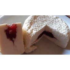 Sheep cheese with strawberry jam heart 400-500 gr De Santis